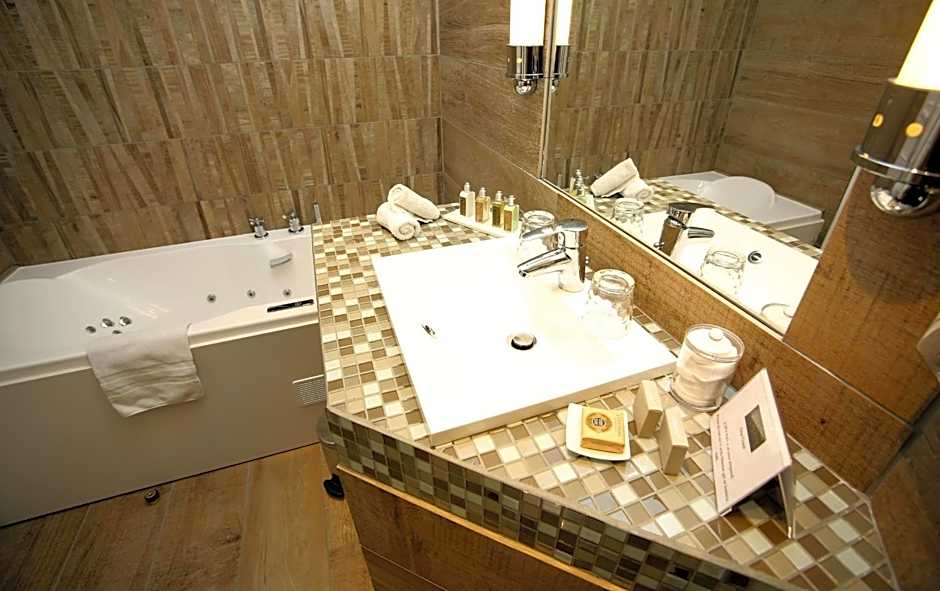 Hôtel Relais Saint Jacques Paris