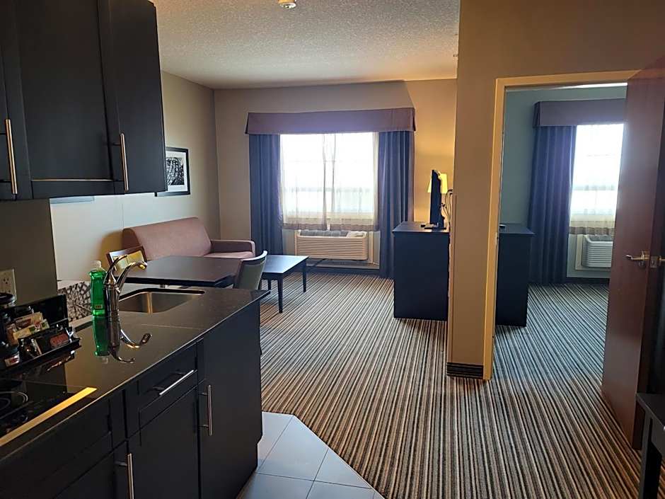 Best Western Plus Fort Saskatchewan Inn & Suites