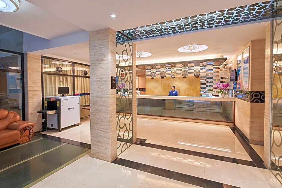 Kaiserdom Hotel China Plaza