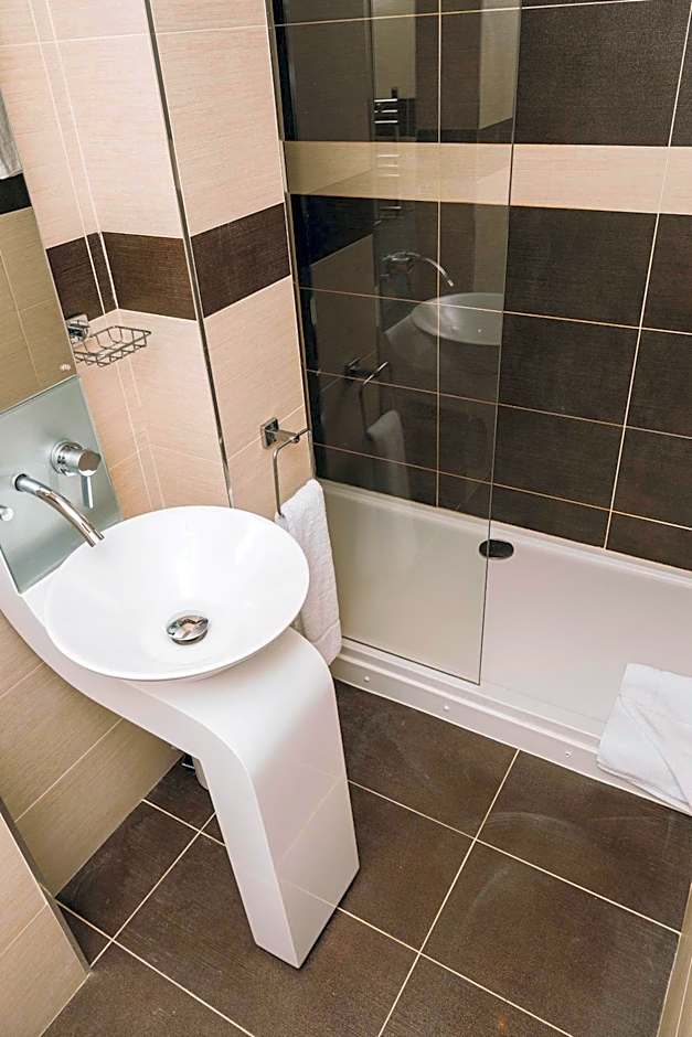 Trivelles Park Hotel