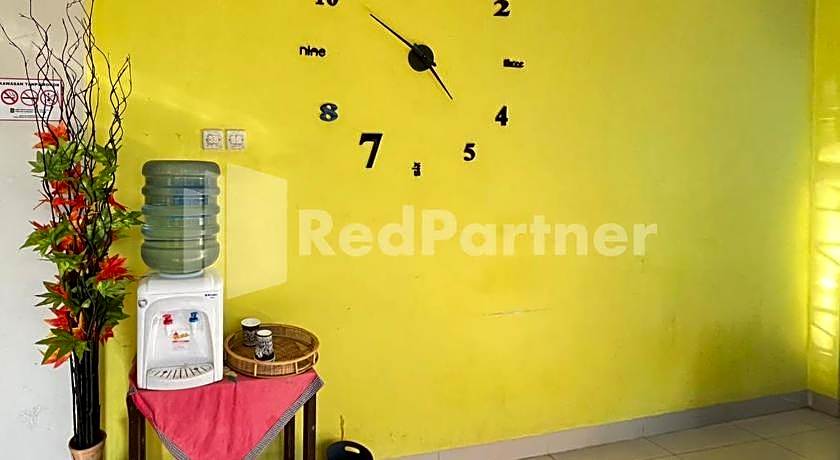 Hotel Andono near YIA Mitra RedDoorz