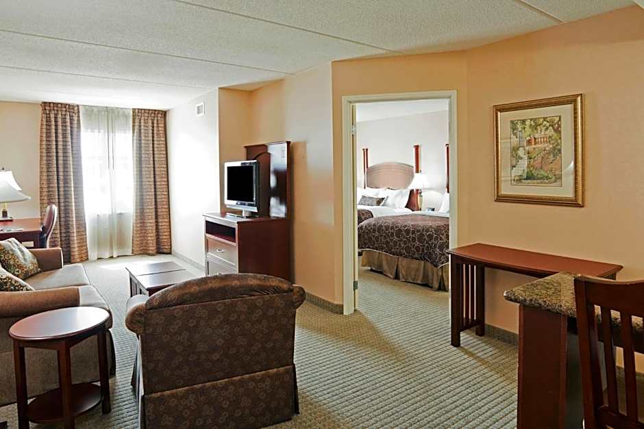 Staybridge Suites Oakville Burlington By IHG