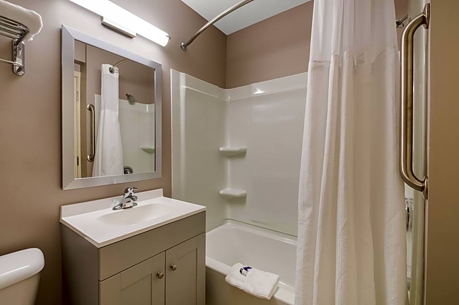 Americas Best Value Inn Farmington