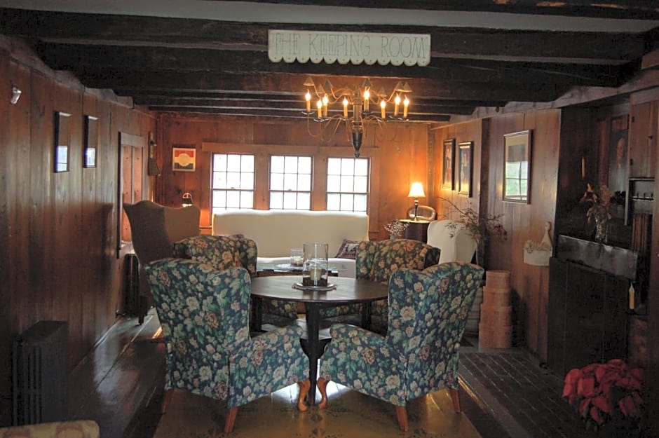 The New Hampshire Mountain Inn