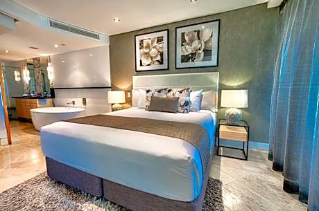 Two-Bedroom Penthouse with Ocean View