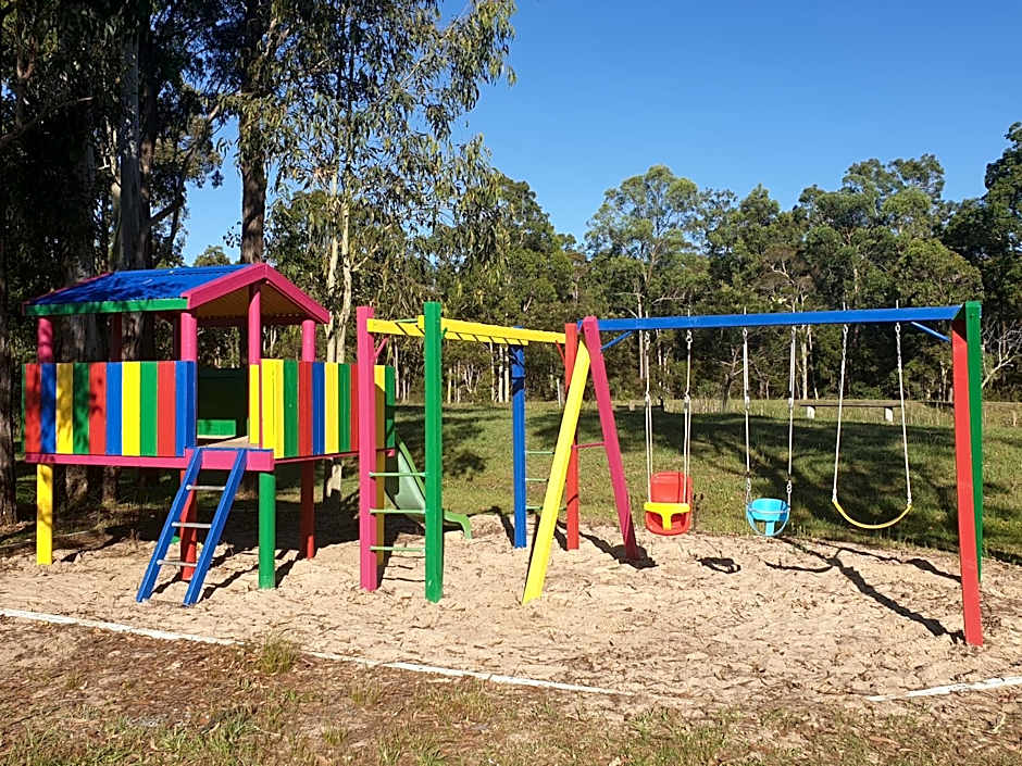 Australian Motor Home Tourist Park Twelve Mile Creek