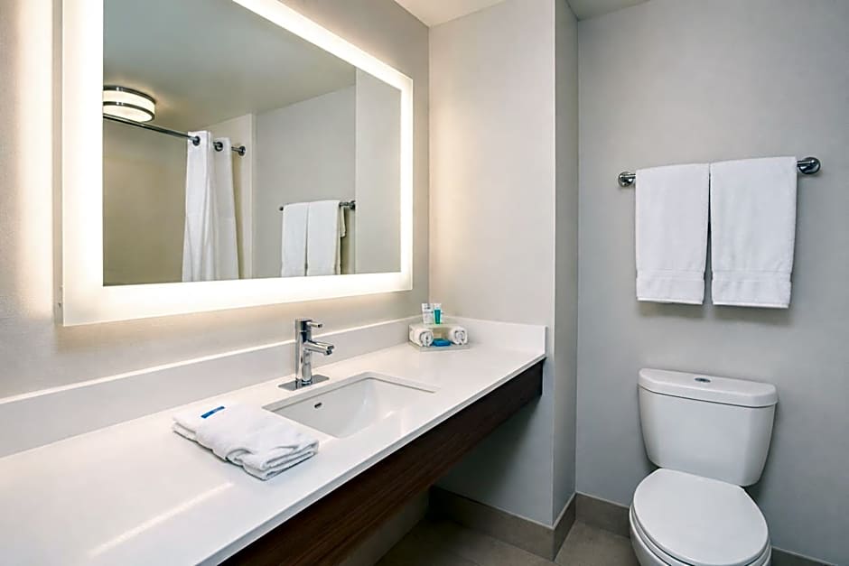 Holiday Inn Express & Suites Lebanon By IHG