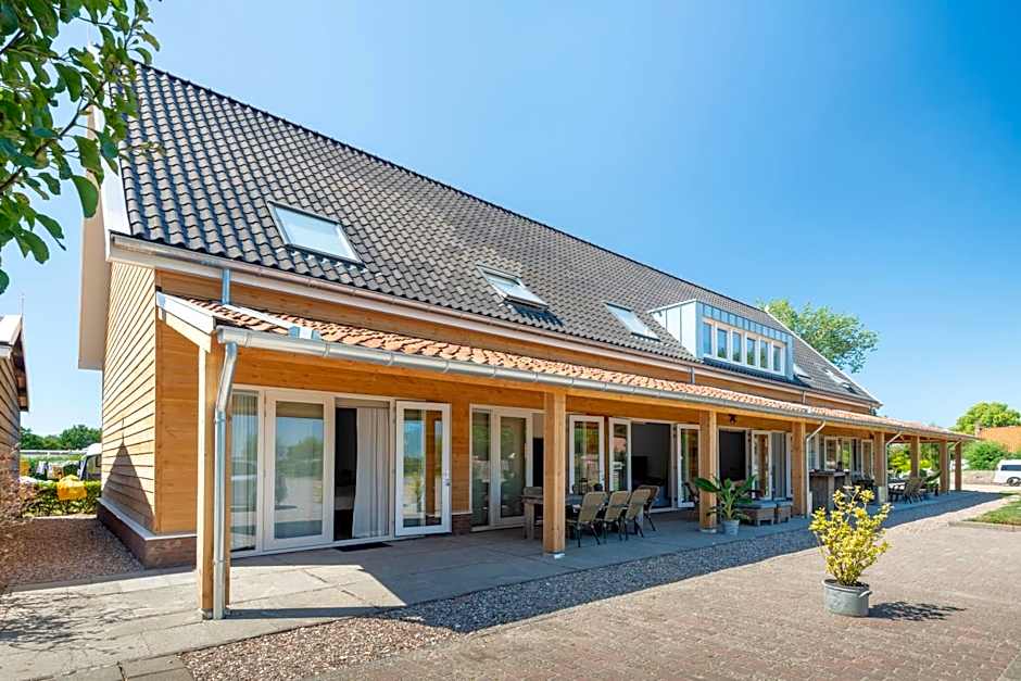 Ride by the Sea Guesthouse