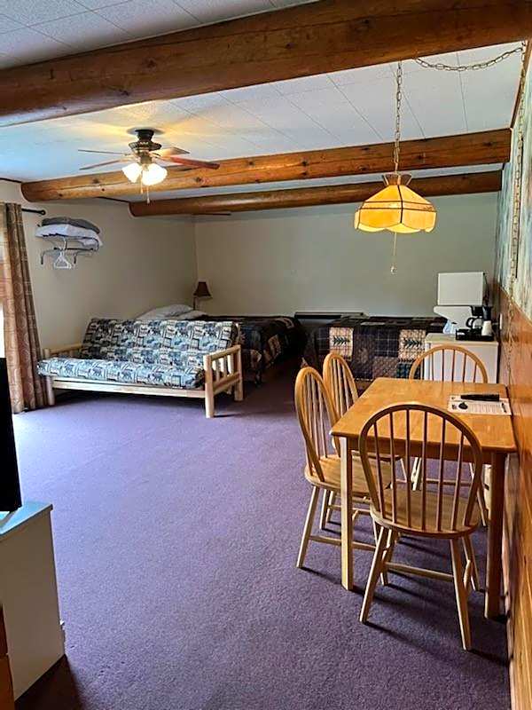 Spring Creek Inn