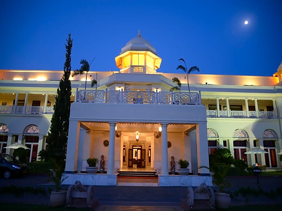 The LaLiT Laxmi Vilas Palace Udaipur Hotel