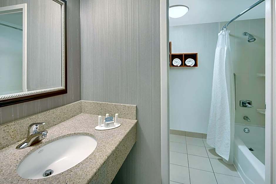 Courtyard by Marriott Detroit Southfield