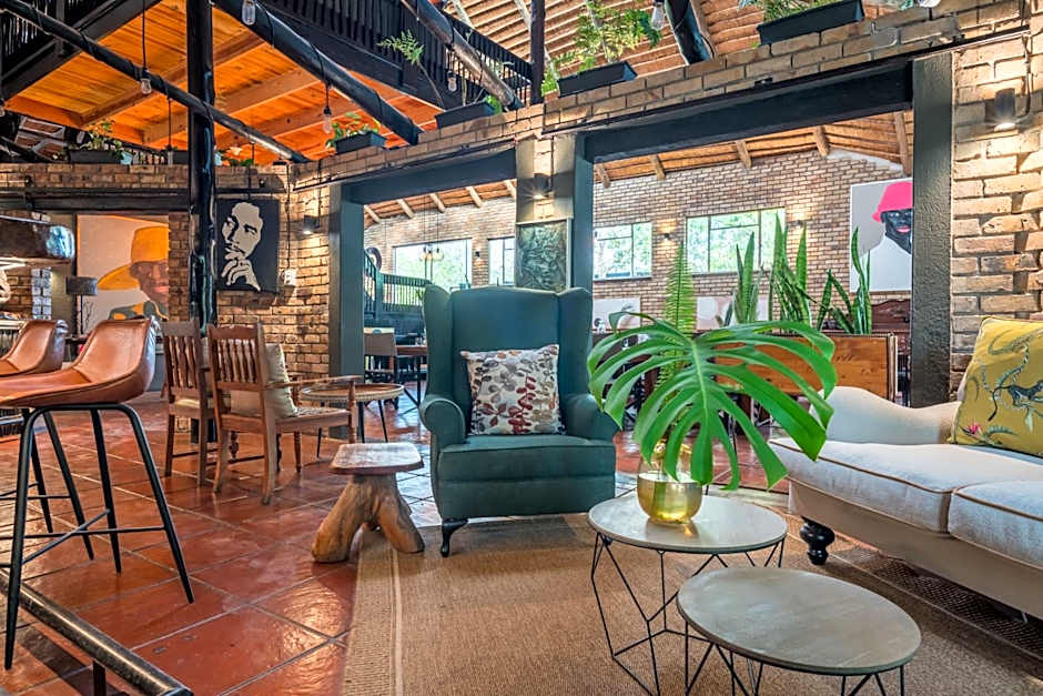 Sunbirds Oasis Lodge