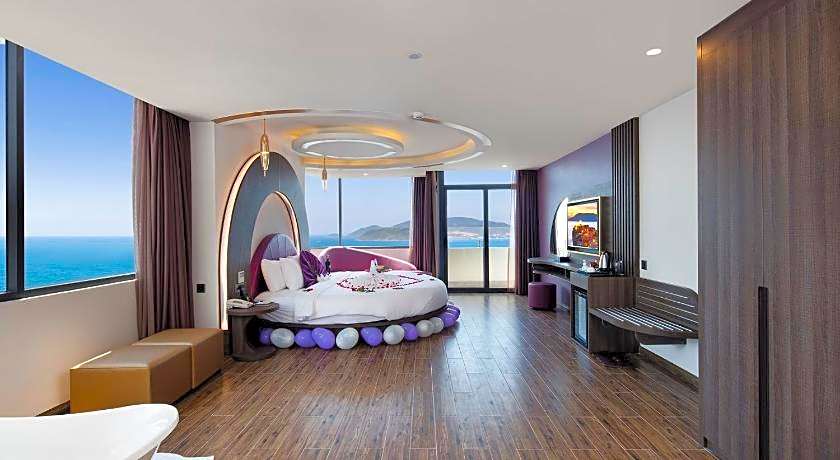 V Hotel Nha Trang