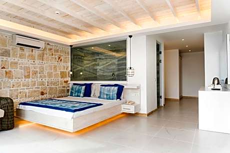 Deluxe Double Room with Sea View