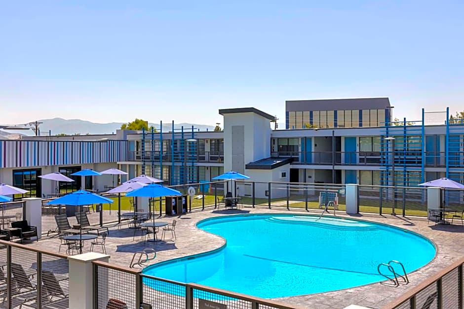 Aiden by Best Western South Reno