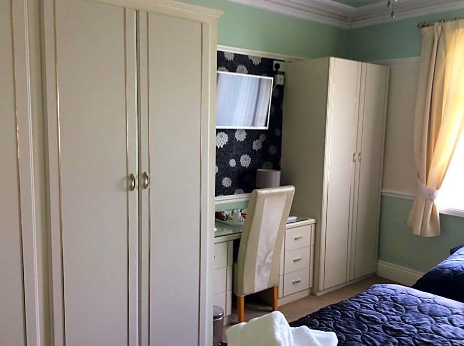 Alma Lodge Guest House