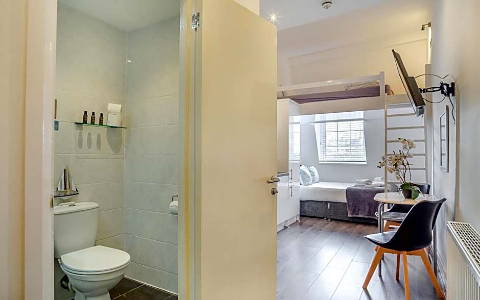 Fox House Studios, City centre Aparthotel