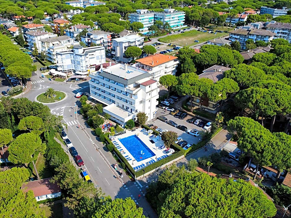 Hotel Old River