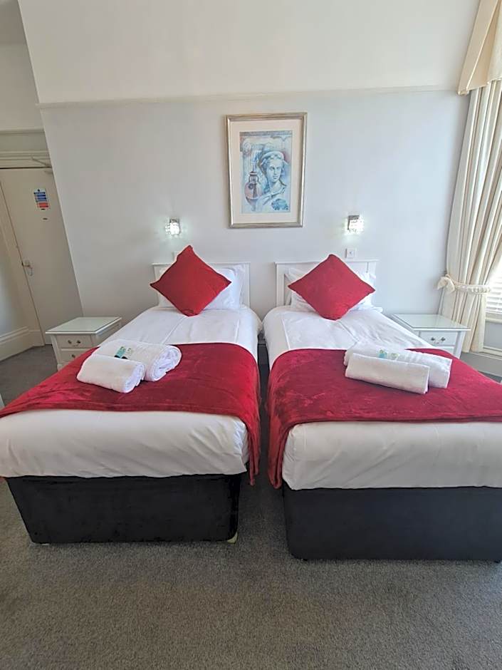 Clifton Villa - Southport