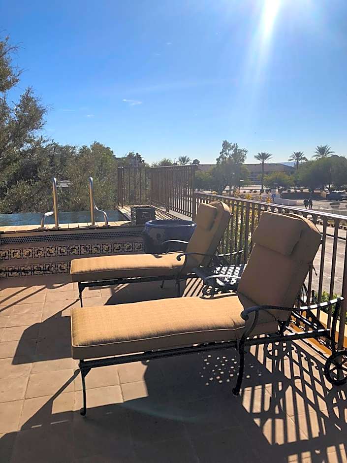 Bespoke Inn Scottsdale