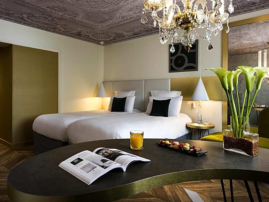 Photo 1 of 7 of Deluxe 2 Twin Beds
