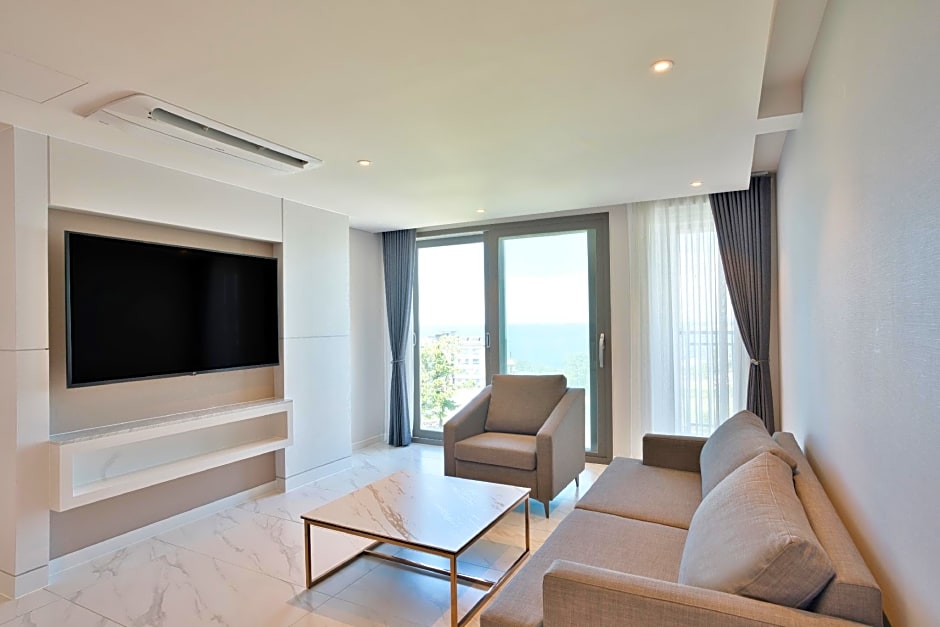 Tops10 Villa De Aewol