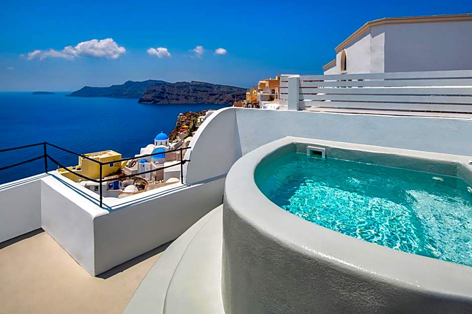 Kaleidoscope Oia Suites