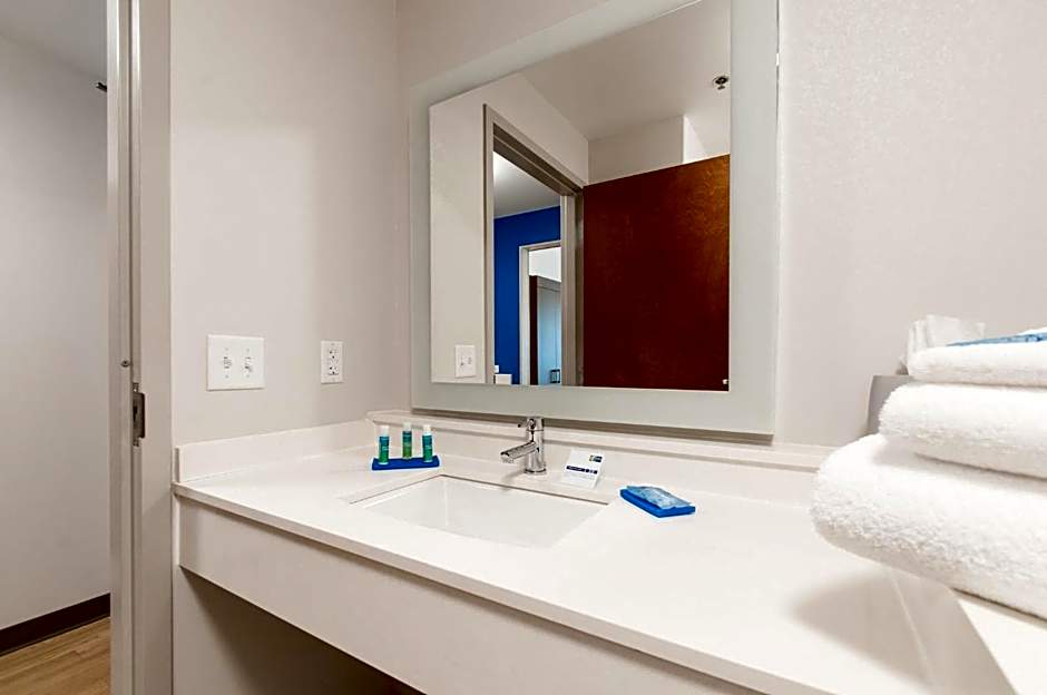 Holiday Inn Express Hotel & Suites Hagerstown By IHG