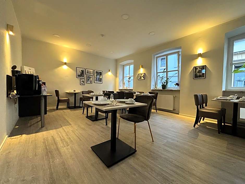Boutique Hotel Q8 By Simplex