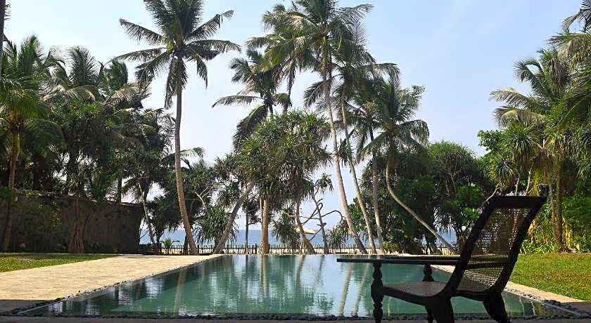 Villa Saffron Hikkaduwa