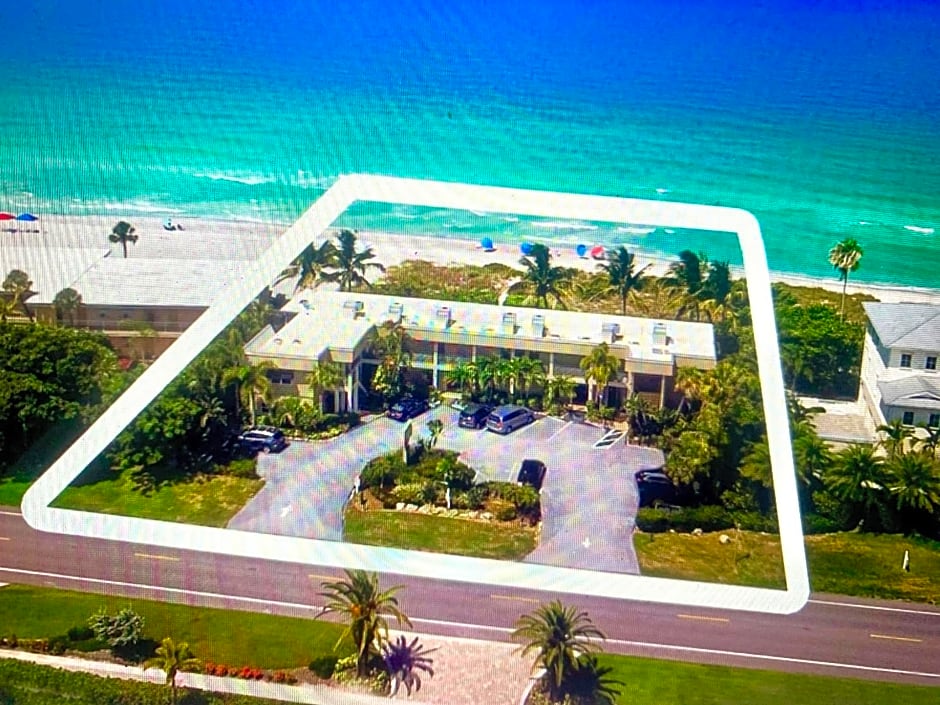 The Beach on Longboat Key - Studio 103 , 1 bdrm 225