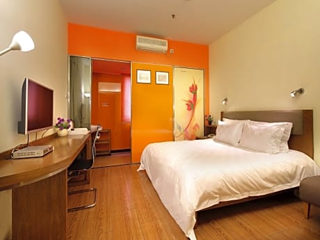 Liwan Lake Garden Inn