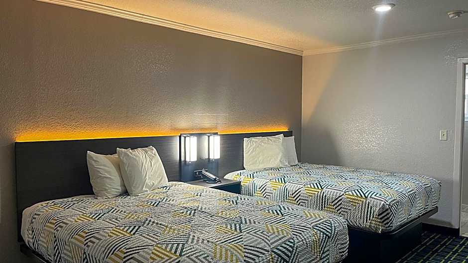 Motel 6 Ventura Beach