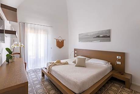 Deluxe Double Room with Sea View