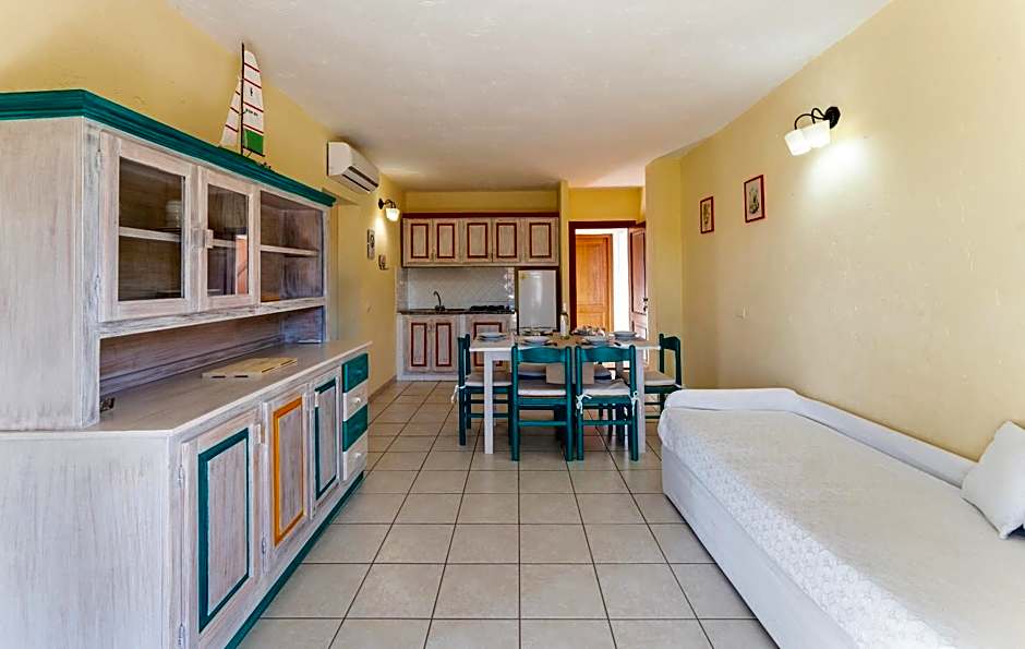 Residence a Golfo di Marinella a 450 mt dal mare