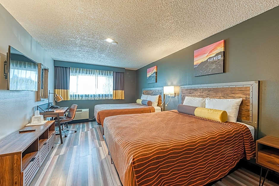 La Mirage Inn - Hollywood