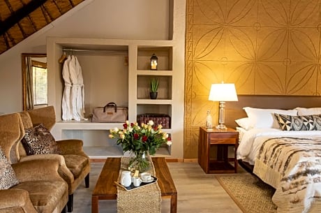 Suite with 2 Game Drives