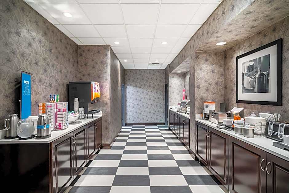 Hampton Inn By Hilton Dover