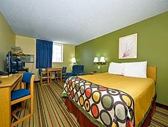 Super 8 by Wyndham Minot Airport