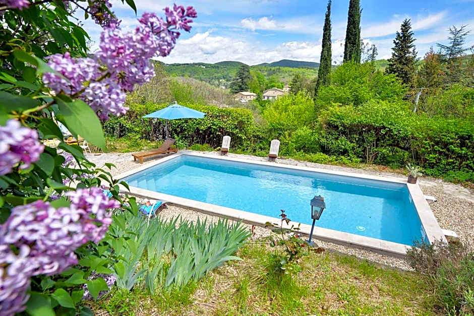 Mas de Boissière - Chambres d'hôtes avec piscine et jacuzzi