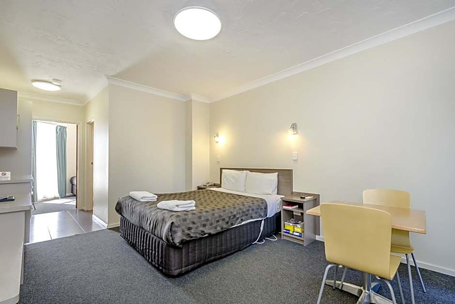 Werribee Motel and Apartments