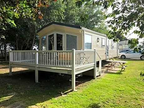 The Winchester luxury pet friendly caravan on Broadland Sands holiday park between Lowestoft and Great Yarmouth