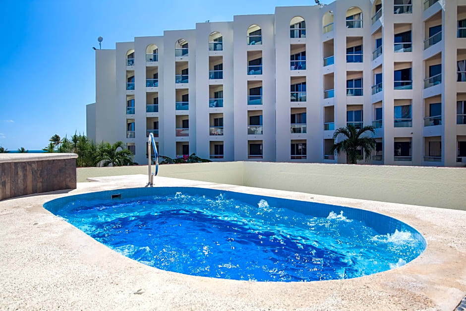 Aquamarina Beach