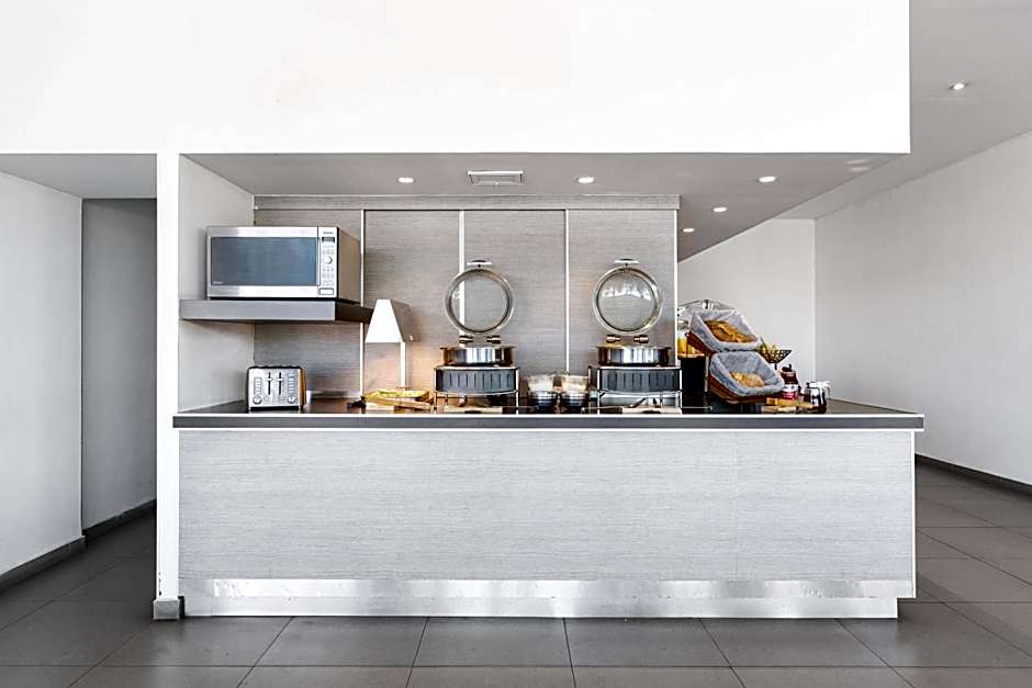 City Express Junior by Marriott Aguascalientes Centro