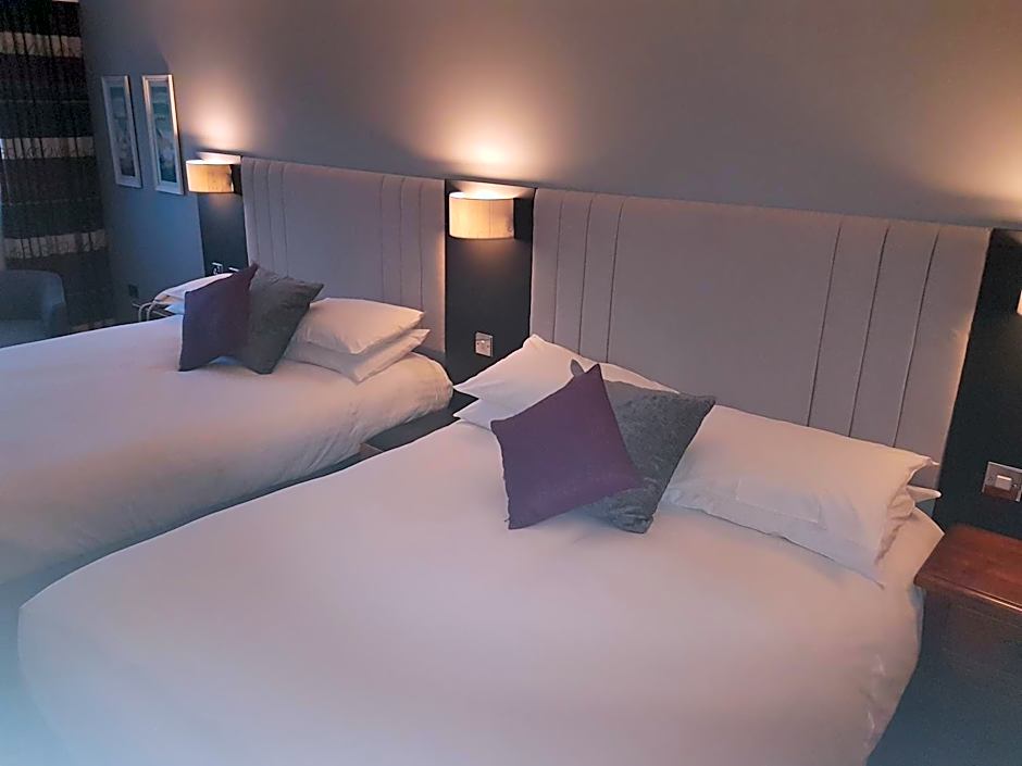 The Diplomat Hotel Restaurant & Spa