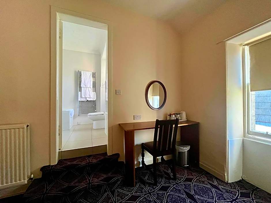 The Strathearn Hotel