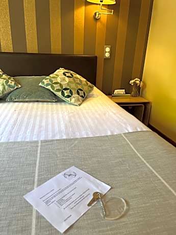 Double Room with Pool View