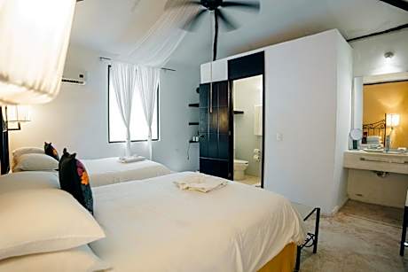 Superior Queen Room with Two Queen Beds