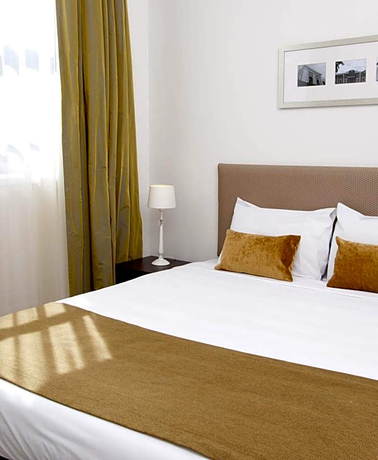 Quest Hamilton Serviced Apartments