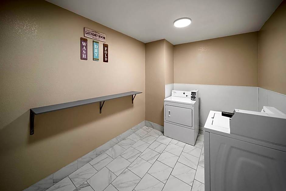 La Quinta Inn & Suites by Wyndham Houston Stafford Sugarland